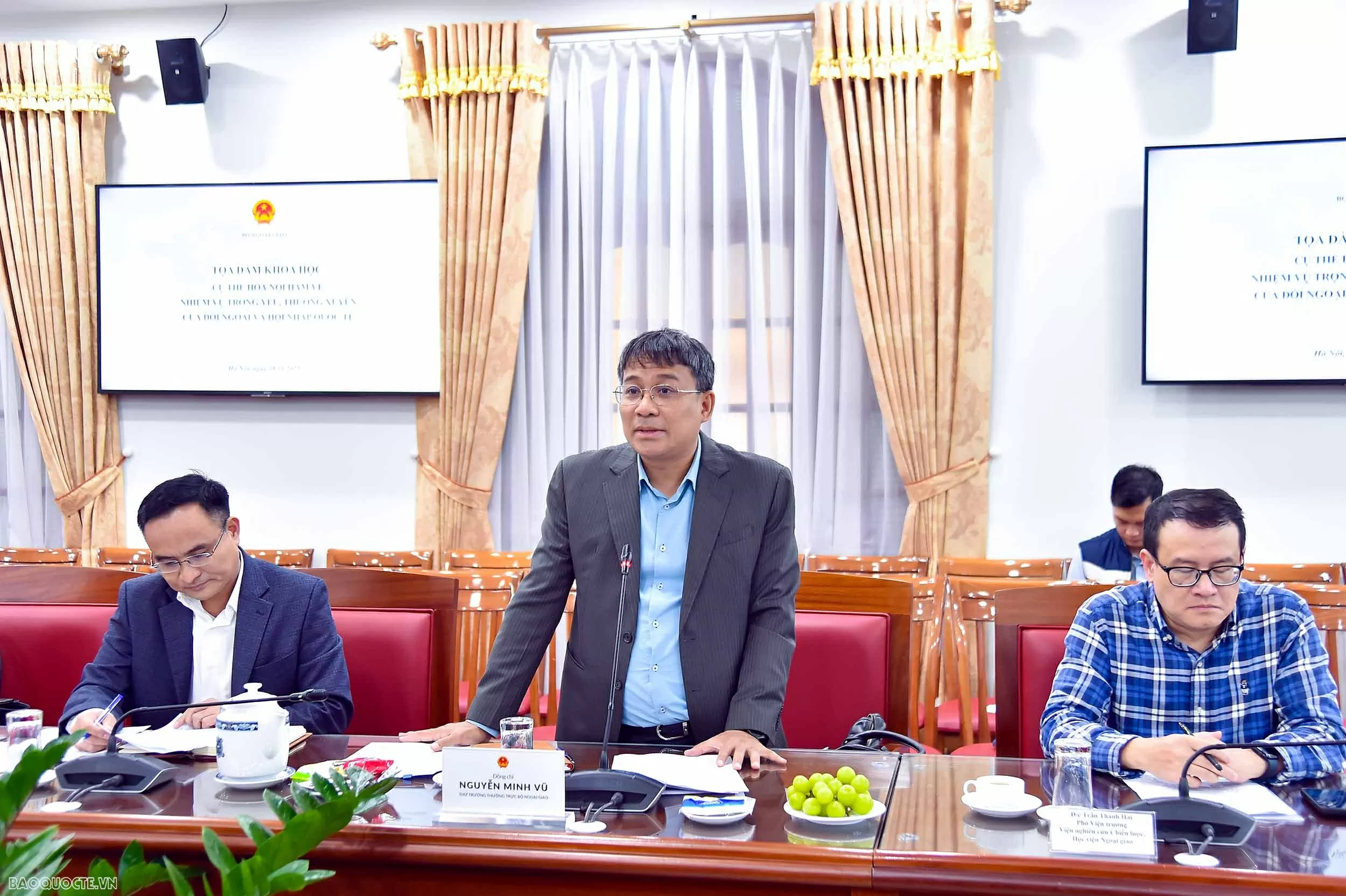 Tọa đàm khoa học về cụ thể hóa nội hàm trọng yếu, thường xuyên của đối ngoại và hội nhập quốc tế Cụ thể hóa nội hàm trọng yếu, thường xuyên của đối ngoại và hội nhập quốc tế