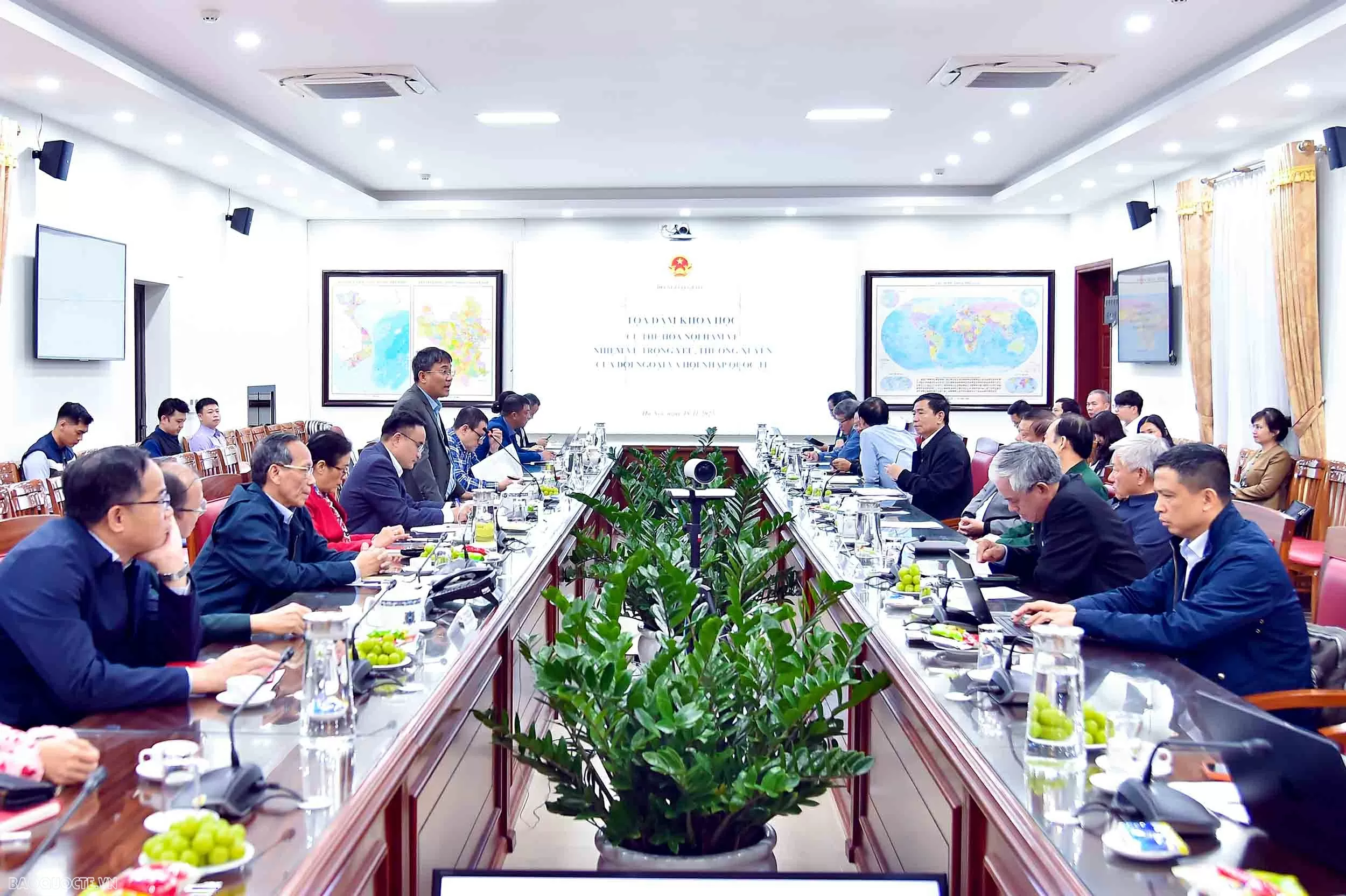 Tọa đàm khoa học về cụ thể hóa nội hàm trọng yếu, thường xuyên của đối ngoại và hội nhập quốc tế Cụ thể hóa nội hàm trọng yếu, thường xuyên của đối ngoại và hội nhập quốc tế