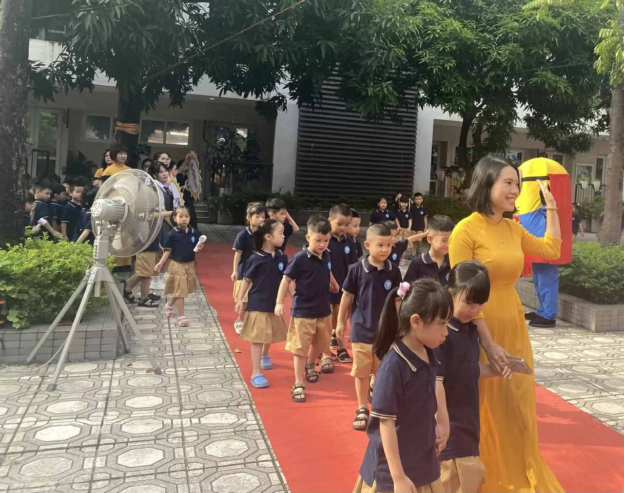 Ngày Nhà giáo Việt Nam (20/11): Đổi mới giáo dục bắt đầu từ người thầy Ngày Nhà giáo Việt Nam (20/11): Đổi mới giáo dục bắt đầu từ người thầy