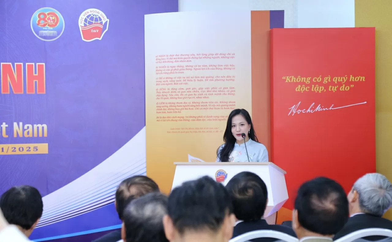 Học viện Ngoại giao tổ chức Triển lãm về Chủ tịch Hồ Chí Minh nhân Ngày Nhà giáo Việt Nam Học viện Ngoại giao tổ chức Triển lãm về Chủ tịch Hồ Chí Minh nhân Ngày Nhà giáo Việt Nam