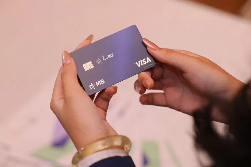 MB ra mắt thẻ doanh nghiệp thông minh MB Visa Hi BIZ mới, tăng ưu đãi vận hành, mở rộng năng lực giao thương quốc tế cho doanh nghiệp