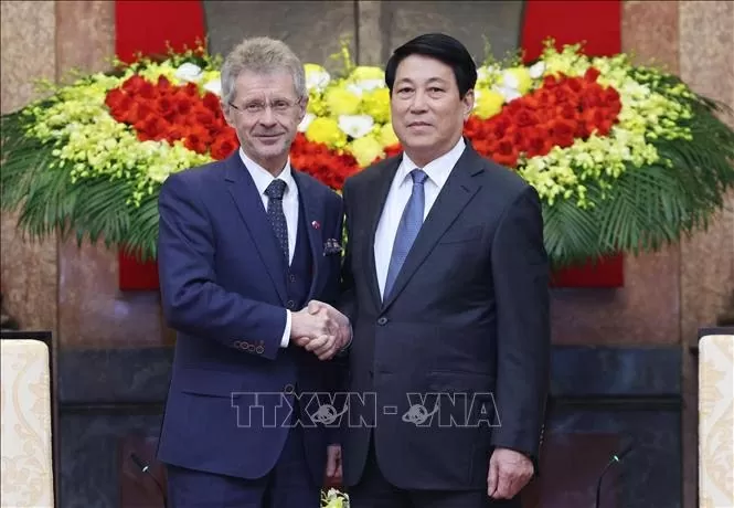 Chủ tịch nước Lương Cường khẳng định Czech một trong những đối tác ưu tiên hàng đầu của Việt Nam tại Trung Đông Âu Chủ tịch nước Lương Cường khẳng định Czech một trong những đối tác ưu tiên hàng đầu của Việt Nam tại Trung Đông Âu