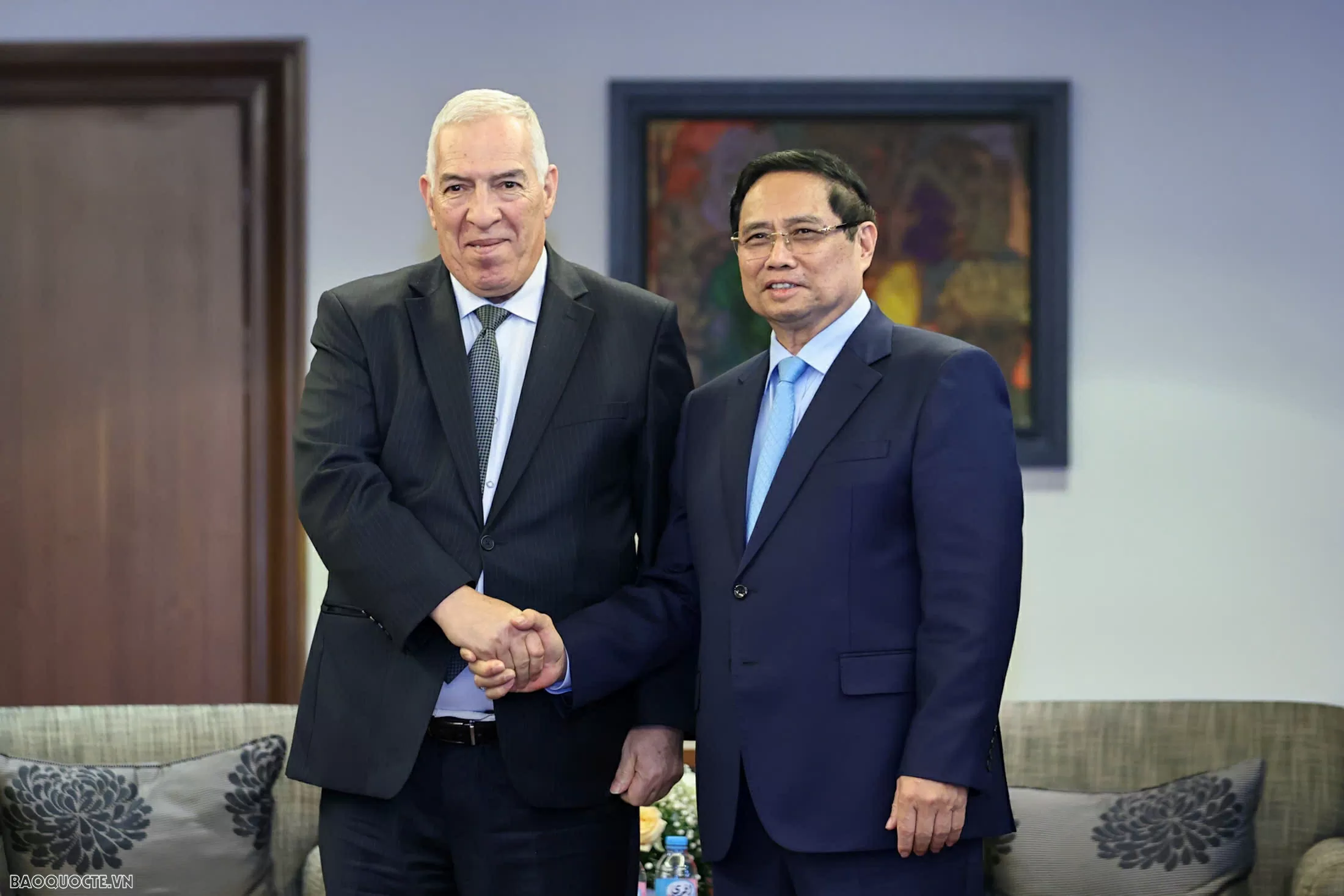 Thủ tướng Tiếp Bộ trưởng Bộ Cựu Chiến binh Algeria