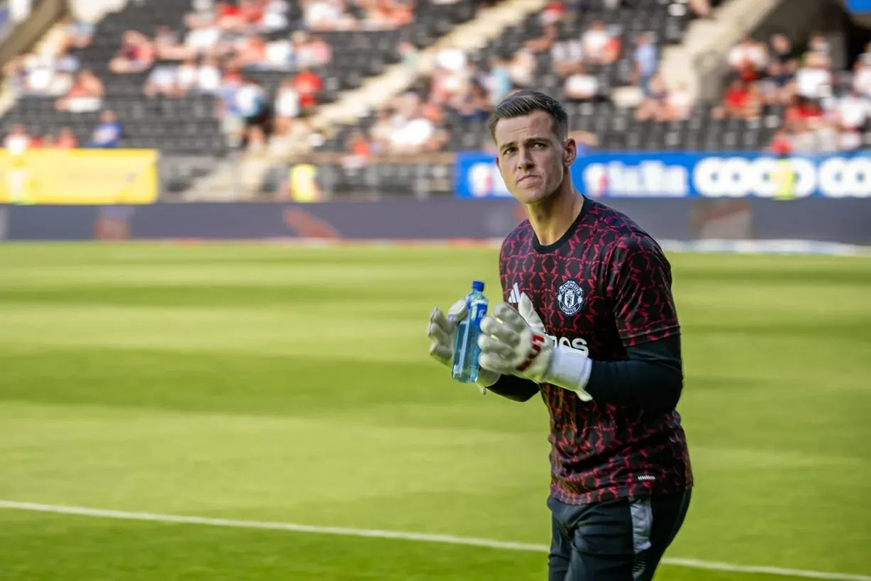 Man Utd sắp đôn hai cầu thủ trẻ lên đội 1