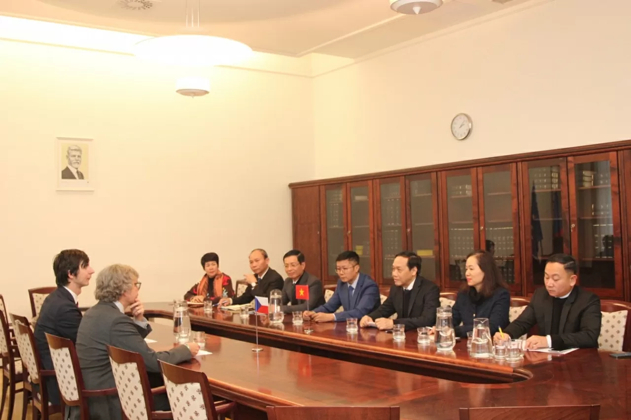 Czech sẵn sàng mở rộng hợp tác với Việt Nam trong trao đổi kinh nghiệm, đấu tranh phòng, chống tham nhũng Czech sẵn sàng mở rộng hợp tác với Việt Nam trong trao đổi kinh nghiệm, đấu tranh phòng, chống tham nhũng