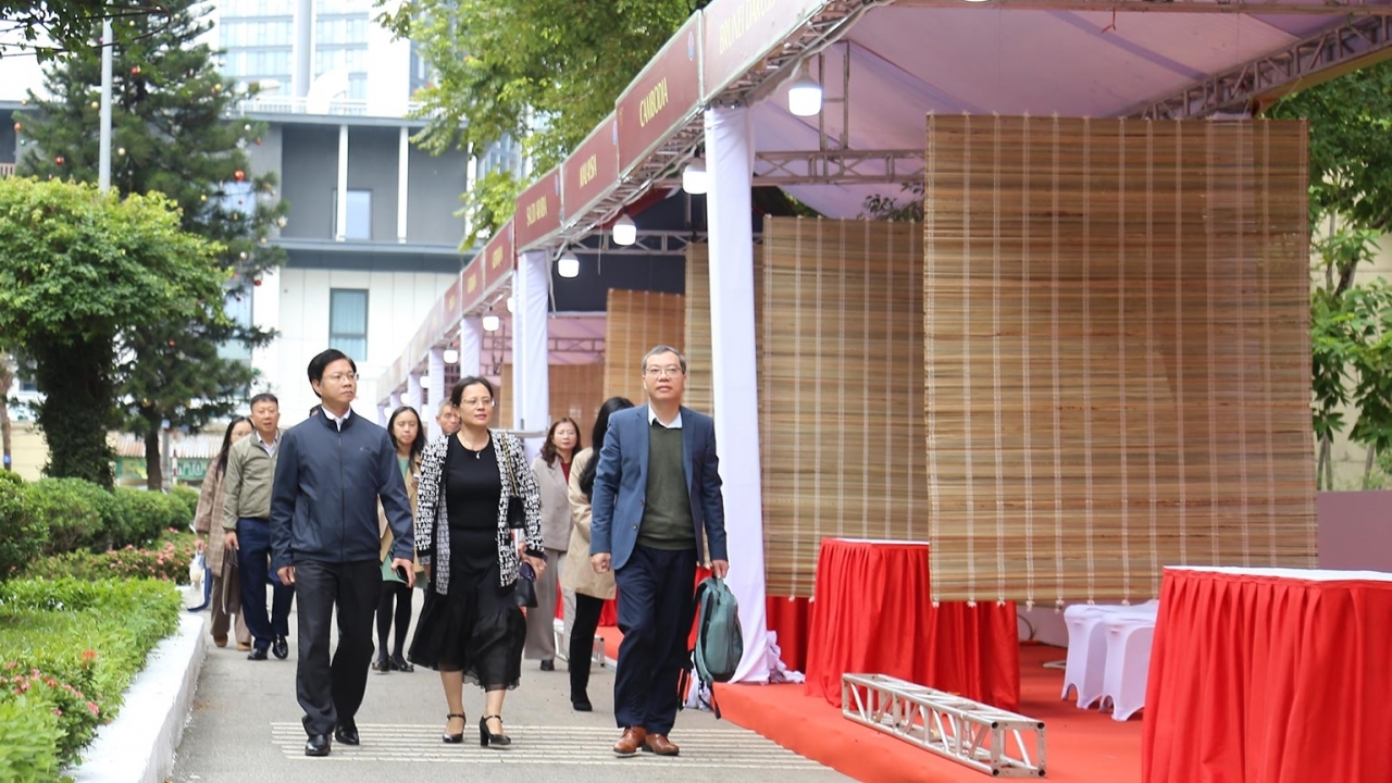 Thứ trưởng Ngô Lê Văn kiểm tra, tổng duyệt công tác chuẩn bị cho Liên hoan Văn hóa ẩm thực quốc tế 2025