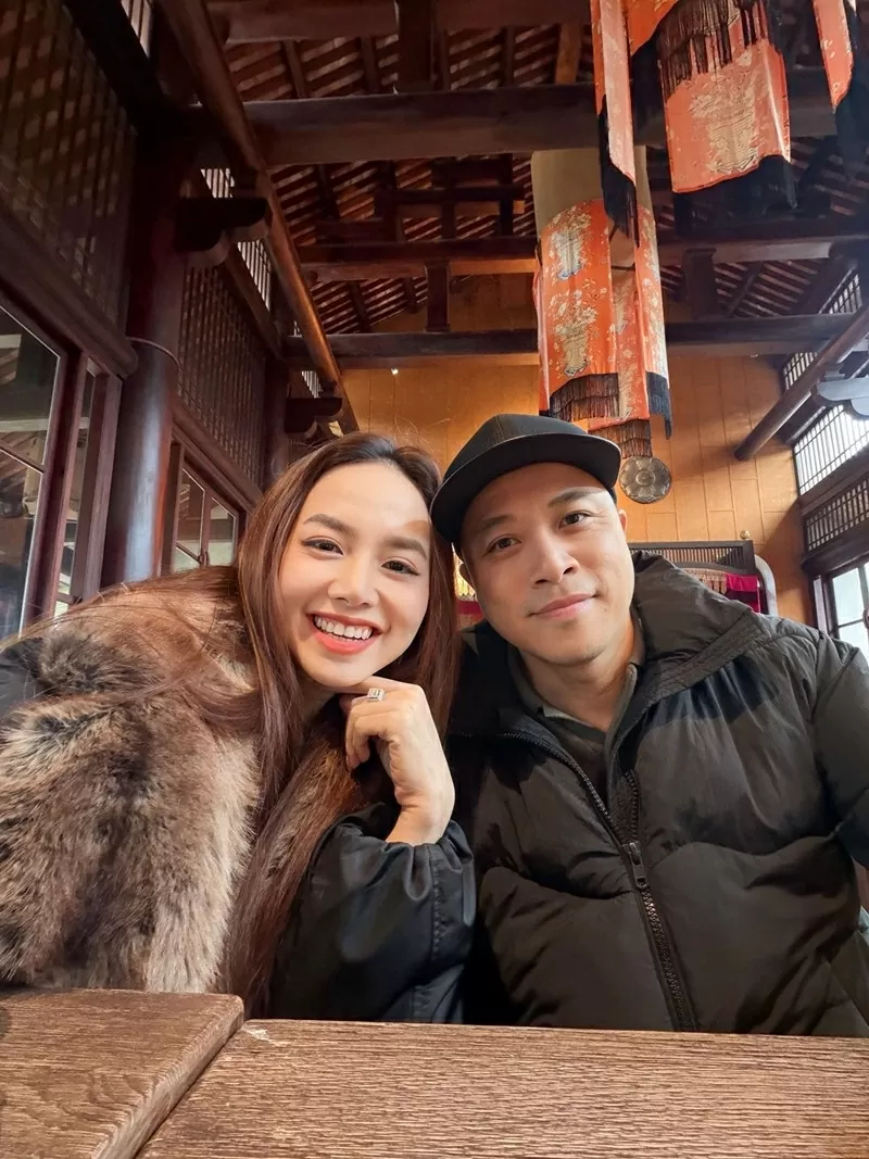 Diễn viên Quỳnh Kool sang chảnh, Hoa hậu Lương Thùy Linh cuốn hút Diễn viên Quỳnh Kool sang chảnh, Hoa hậu Lương Thùy Linh cuốn hút