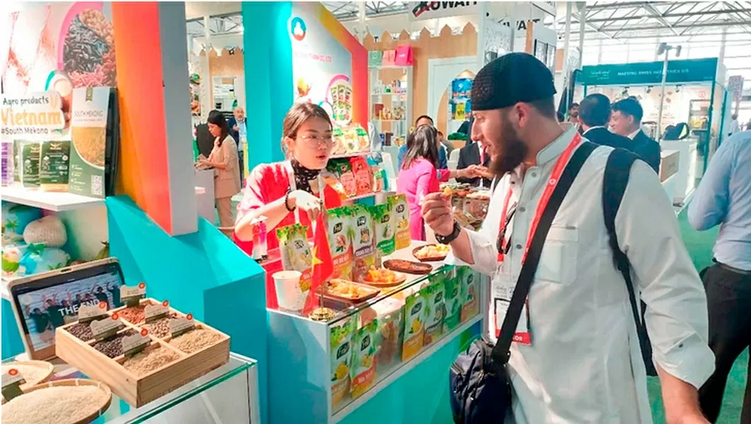 Xây dựng thương hiệu quốc gia Việt Nam:  Đại sứ Hoàng Hữu Anh:để sản phẩm Việt rộng đường vào thị trường Trung Đông