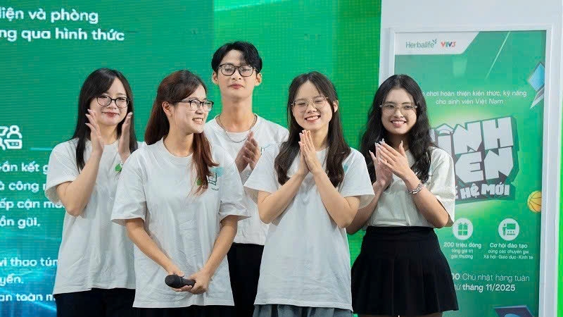 awarenet giai phap phong chong lua dao truc tuyen tu sinh vien ngoai giao