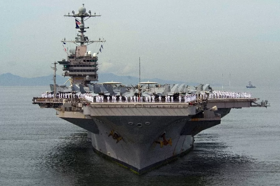 Tàu sân bay Mỹ tiến vào Biển Đông Tàu sân bay Mỹ tiến vào Biển Đông
