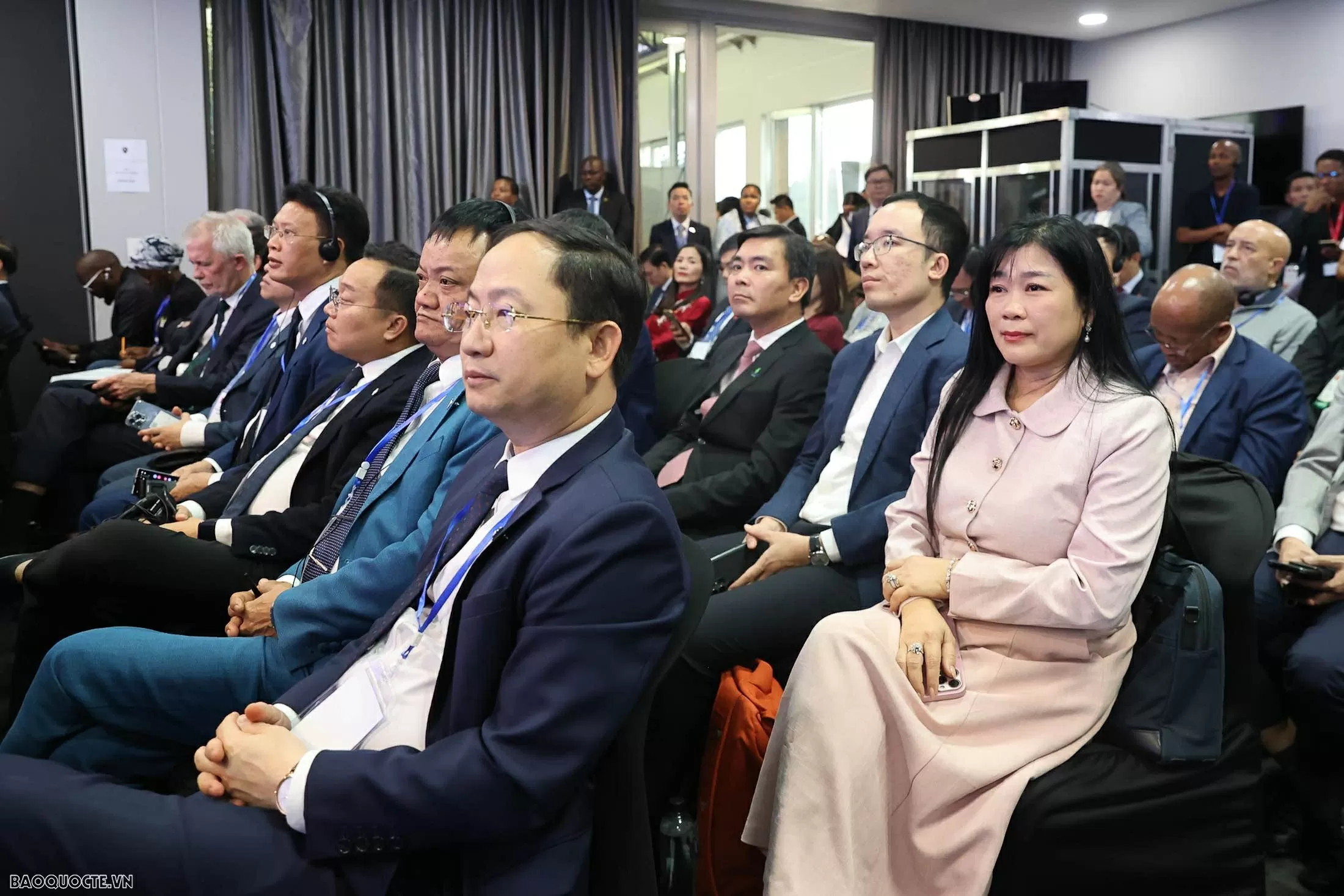 Thủ tướng Phạm Minh Chính kêu gọi doanh nghiệp Việt Nam-Nam Phi gặp gỡ - kết nối – hành động, ra sản phẩm Thủ tướng Phạm Minh Chính kêu gọi doanh nghiệp Việt Nam-Nam Phi gặp gỡ - kết nối – hành động, ra sản phẩm