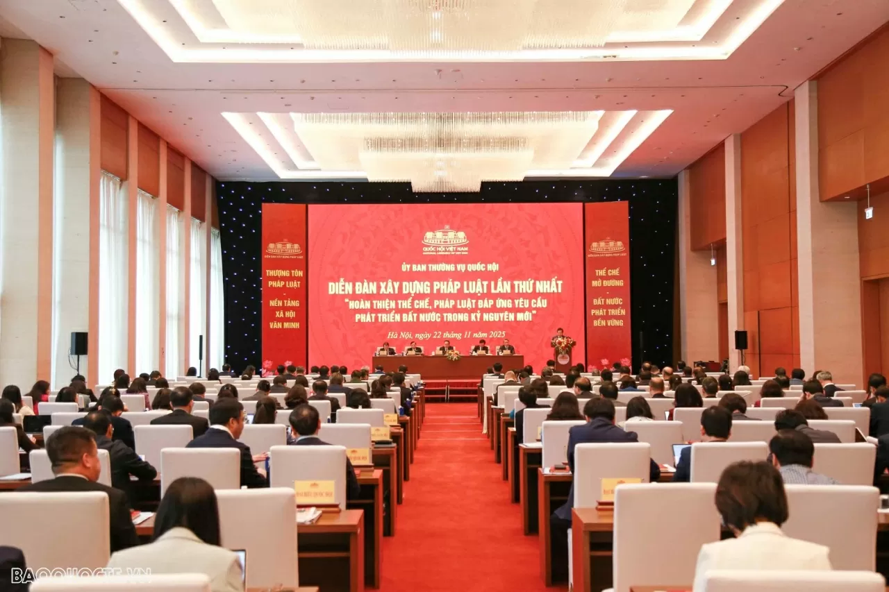 Ủy ban Thường vụ Quốc hội lần đầu tổ chức Diễn đàn xây dựng pháp luật lần thứ nhất