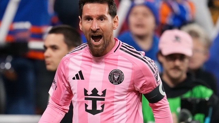 Lập hat-trick kiến tạo, Messi cân bằng kỷ lục của huyền thoại Puskas