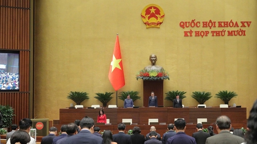 quoc hoi tuong niem dong bao tu vong quyen gop ung ho vung thien tai bao lu