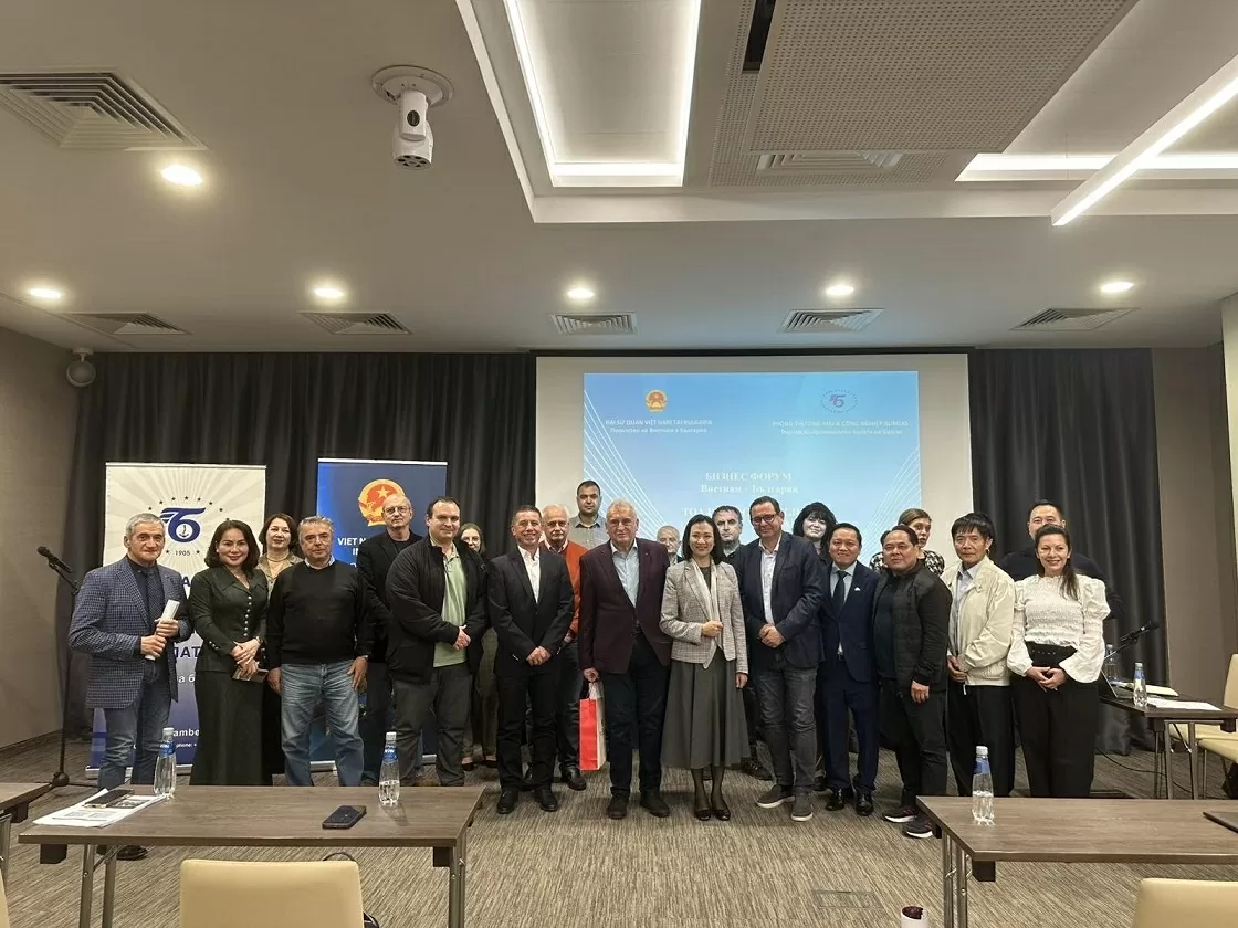 Thúc đẩy hợp tác, giao thương với thành phố Burgas – trung tâm công nghiệp, giao thông và du lịch miền Đông Nam Bulgaria