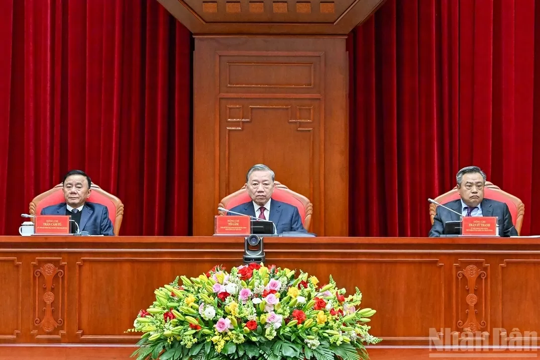 Tổng Bí thư: Không để có “khoảng trống,” “vùng tối” mà công tác kiểm tra, giám sát của Đảng không vươn tới được Tổng Bí thư: Không để có “khoảng trống,” “vùng tối” mà công tác kiểm tra, giám sát của Đảng không vươn tới được