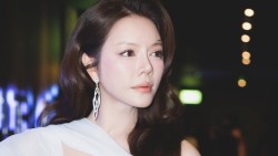 Sao Việt: Lý Nhã Kỳ tỏa sáng với phong cách tiểu thư, ngọt ngào