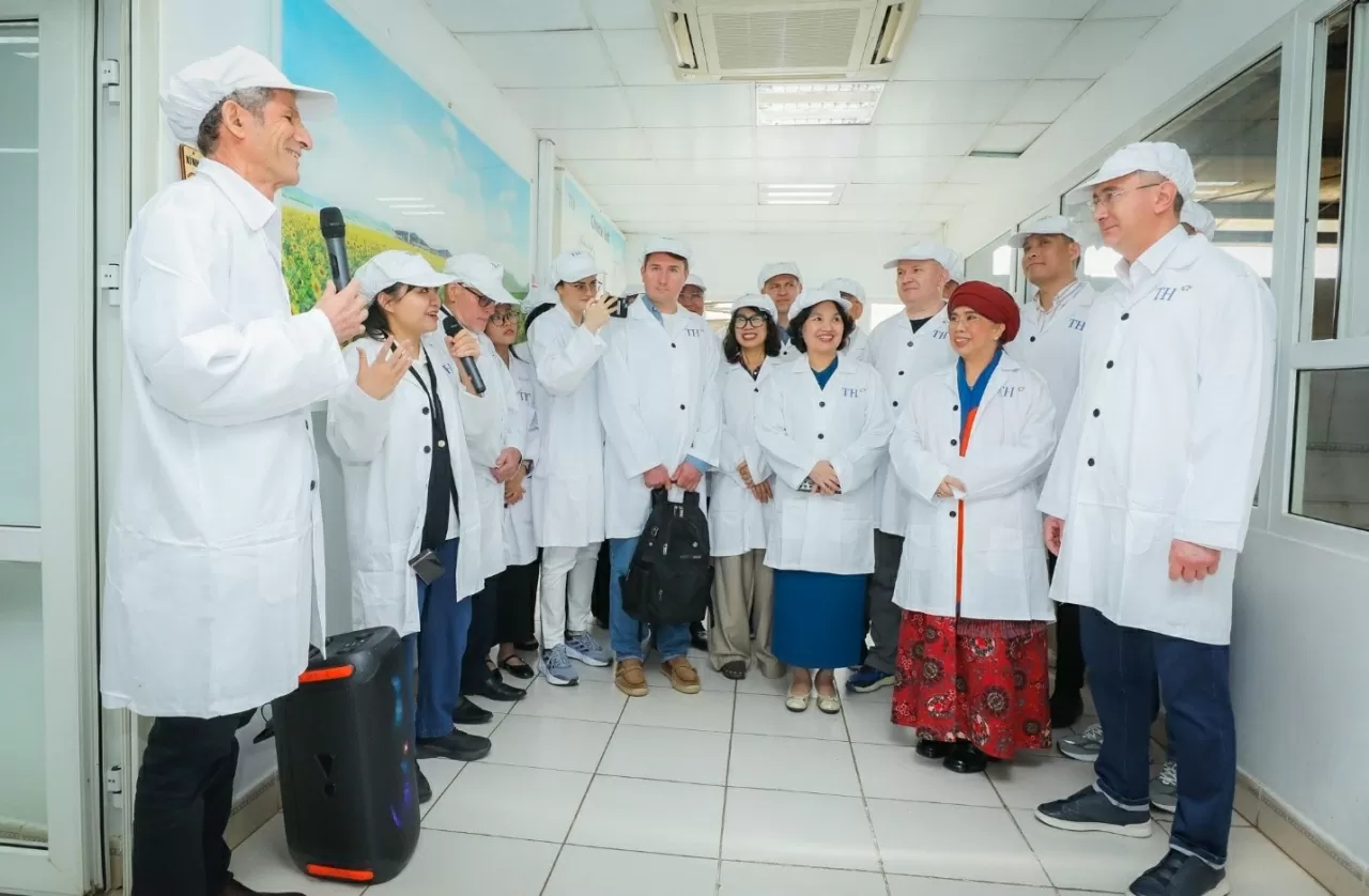 Thống đốc tỉnh Kaluga, Nga thăm Cụm trang trại bò sữa lớn nhất thế giới của Tập đoàn TH Thống đốc tỉnh Kaluga, Nga thăm Cụm trang trại bò sữa lớn nhất thế giới của Tập đoàn TH