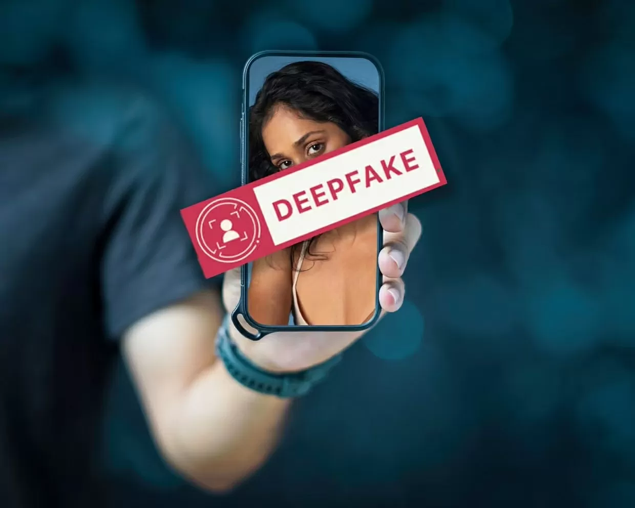 Báo cáo cho thấy 7% người được hỏi từng bị mô tả trong deepfake mang nội dung tình dục hoặc thân mật. Ảnh: Dpa Picture Alliance/