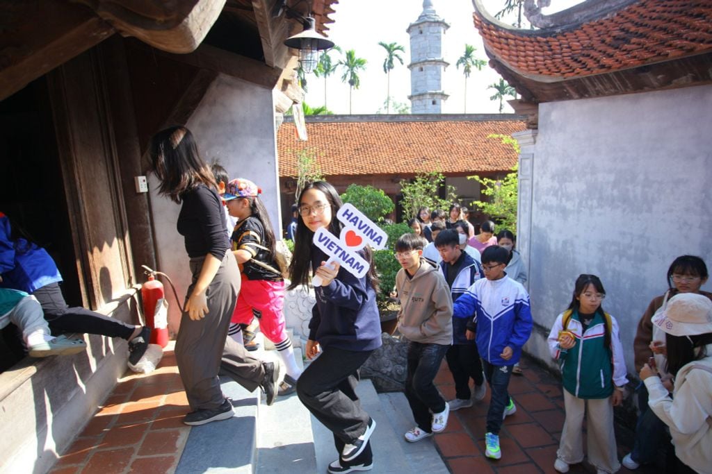 Đào tạo ngoại ngữ không chỉ là dạy ngôn ngữ, mà là mở cánh cửa hội nhập