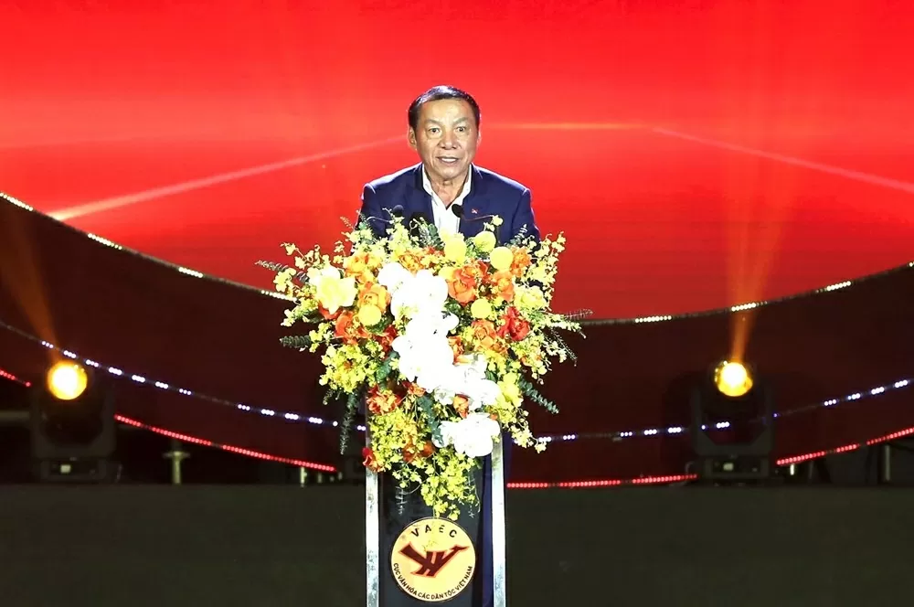 Tuần Đại đoàn kết các dân tộc - Di sản văn hóa Việt Nam năm 2025: Đoàn kết, một lòng hướng về miền Trung-Tây Nguyên Tuần Đại đoàn kết các dân tộc - Di sản văn hóa Việt Nam năm 2025: Đoàn kết, một lòng hướng về miền Trung-Tây Nguyên