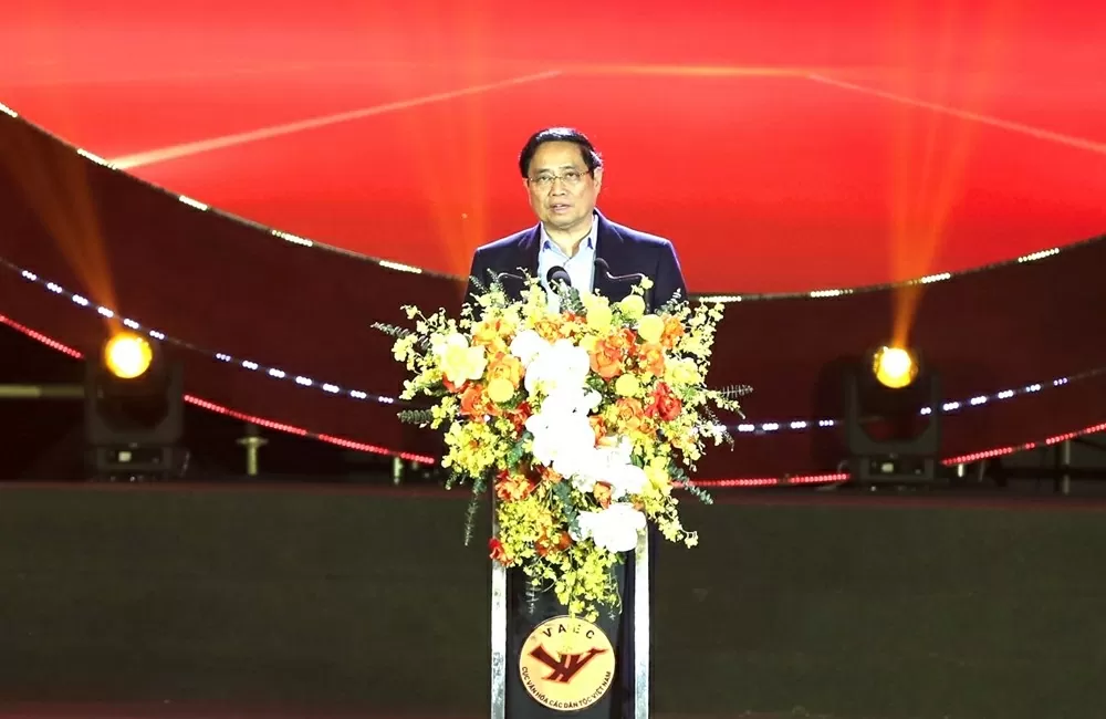 Tuần Đại đoàn kết các dân tộc - Di sản văn hóa Việt Nam năm 2025: Đoàn kết, một lòng hướng về miền Trung-Tây Nguyên Tuần Đại đoàn kết các dân tộc - Di sản văn hóa Việt Nam năm 2025 hướng về miền Trung - Tây Nguyên