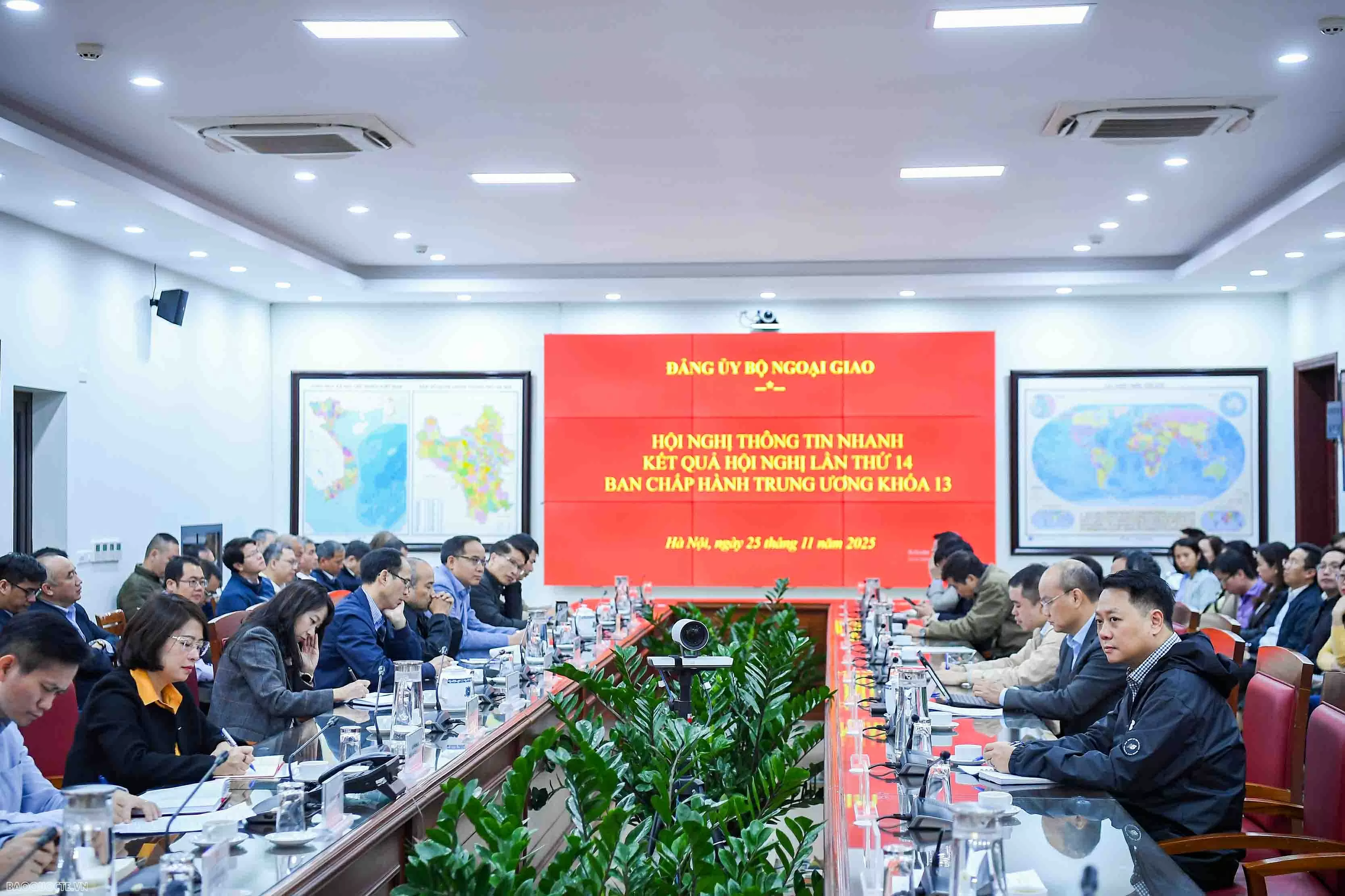 Đảng ủy Bộ Ngoại giao phổ biến, quán triệt kết quả Hội nghị Trung ương 14