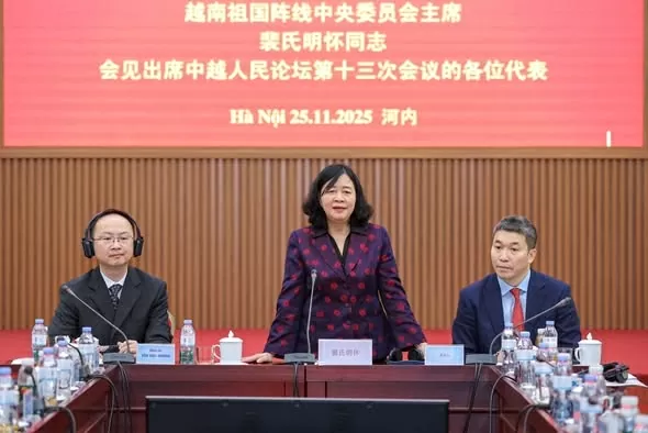 Phát huy quan hệ truyền thống hữu nghị giữa Việt Nam và Trung Quốc Phát huy quan hệ truyền thống hữu nghị giữa Việt Nam và Trung Quốc