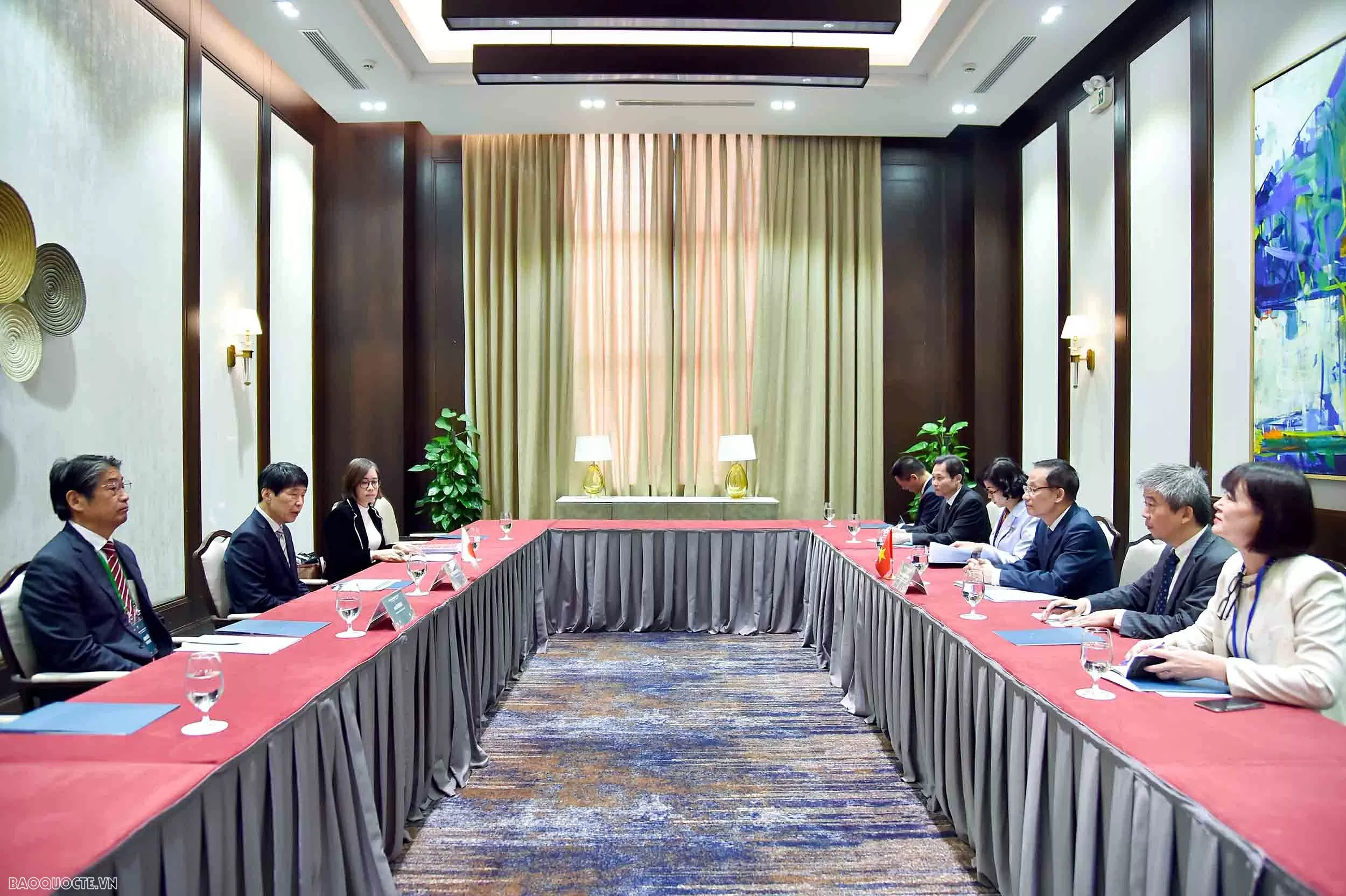 Bí thư Trung ương Đảng, Bộ trưởng Ngoại giao Lê Hoài Trung tiếp Thống đốc tỉnh Gunma, Nhật Bản