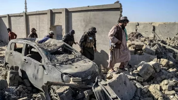 Pakistan không kích Afghanistan