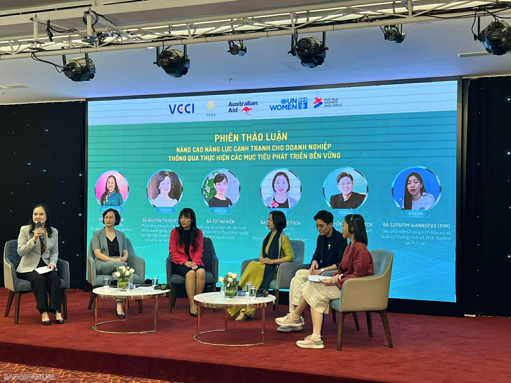 Từ thúc đẩy bình đẳng giới đến thực hành mua sắm có trách nhiệm giới Từ thúc đẩy bình đẳng giới đến thực hành mua sắm có trách nhiệm giới