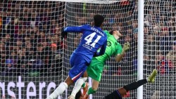 Xé lưới Barca, Estevao sánh vai với Mbappe và Haaland