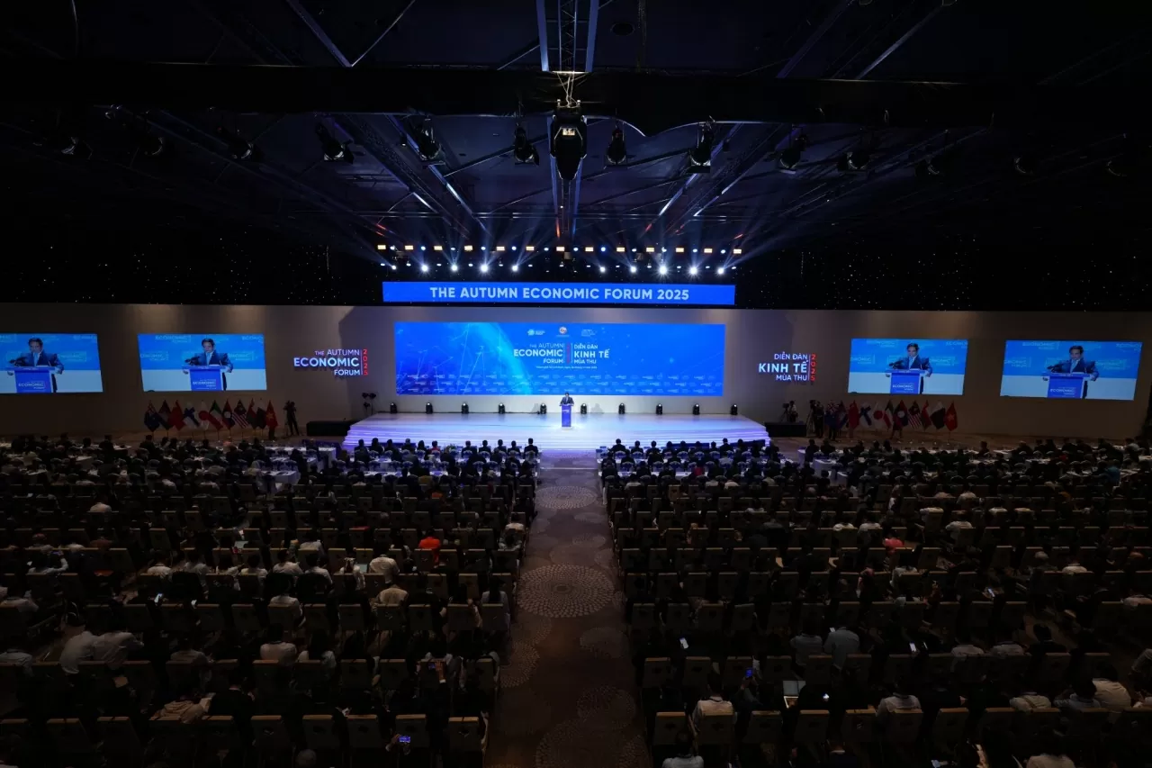 Khai  mạc diễn đàn kinh tế mùa thu