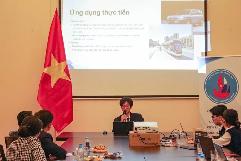 Thanh niên, sinh viên Việt Nam tại Nga hưởng ứng tinh thần Nghị quyết 57