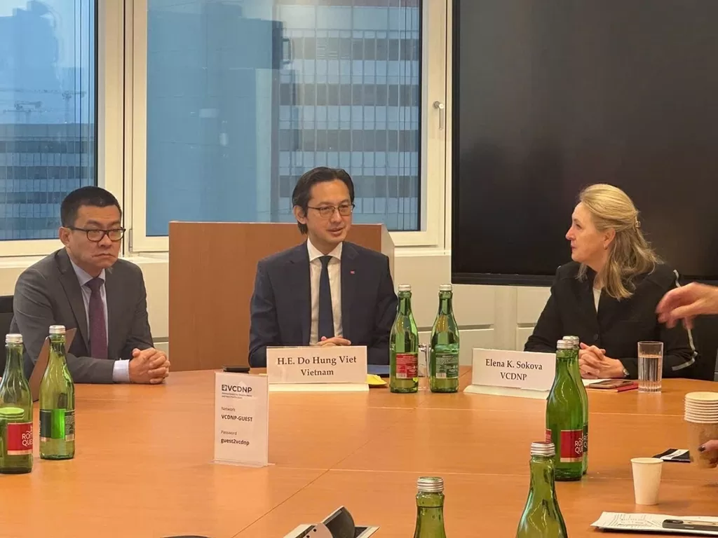 Việt Nam tham vấn về Hội nghị kiểm điểm Hiệp ước Không phổ biến vũ khí hạt nhân lần thứ 11 Việt Nam tham vấn về Hội nghị kiểm điểm Hiệp ước Không phổ biến vũ khí hạt nhân lần thứ 11