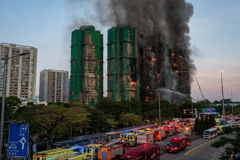 Cháy lớn ở Hong Kong (Trung Quốc) ngày 26/11