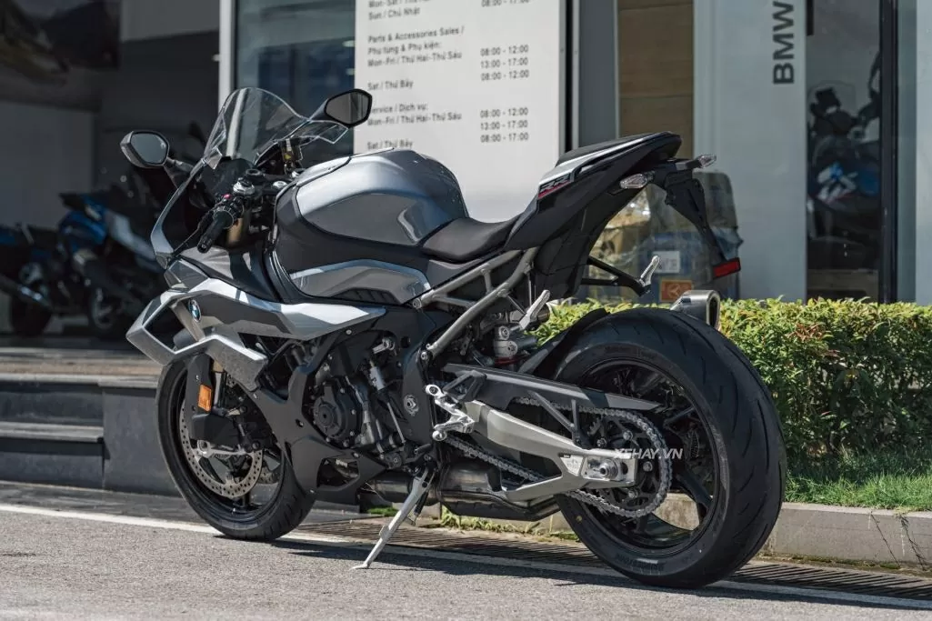 BMW S 1000 RR 2026 tiếp tục giữ vai trò là mẫu xe chủ lực của BMW Motorrad trong phân khúc superbike.