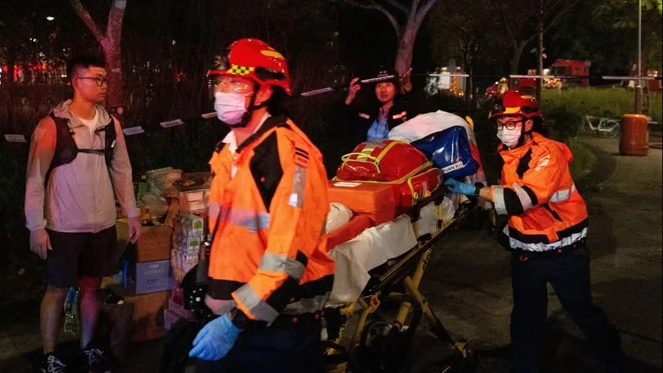 bo ngoai giao thong tin ve tinh hinh nguoi viet lien quan den vu chay chung cu o hong kong trung quoc