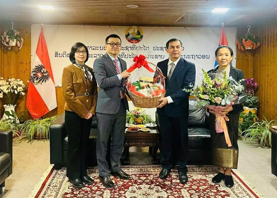 Tin tưởng đất nước Lào tiếp tục đạt được nhiều thành tựu to lớn trên con đường phát triển và hội nhập
