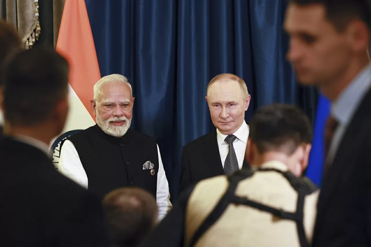 Thấy gì qua chuyến thăm Ấn Độ của Tổng thống Nga Vladimir Putin?