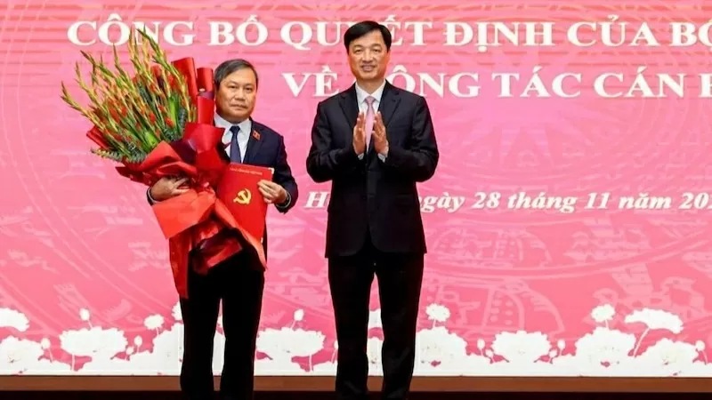 Điều động, chỉ định ông Vũ Đại Thắng giữ chức Phó Bí thư Thành ủy Hà Nội Điều động, chỉ định ông Vũ Đại Thắng giữ chức Phó Bí thư Thành ủy Hà Nội
