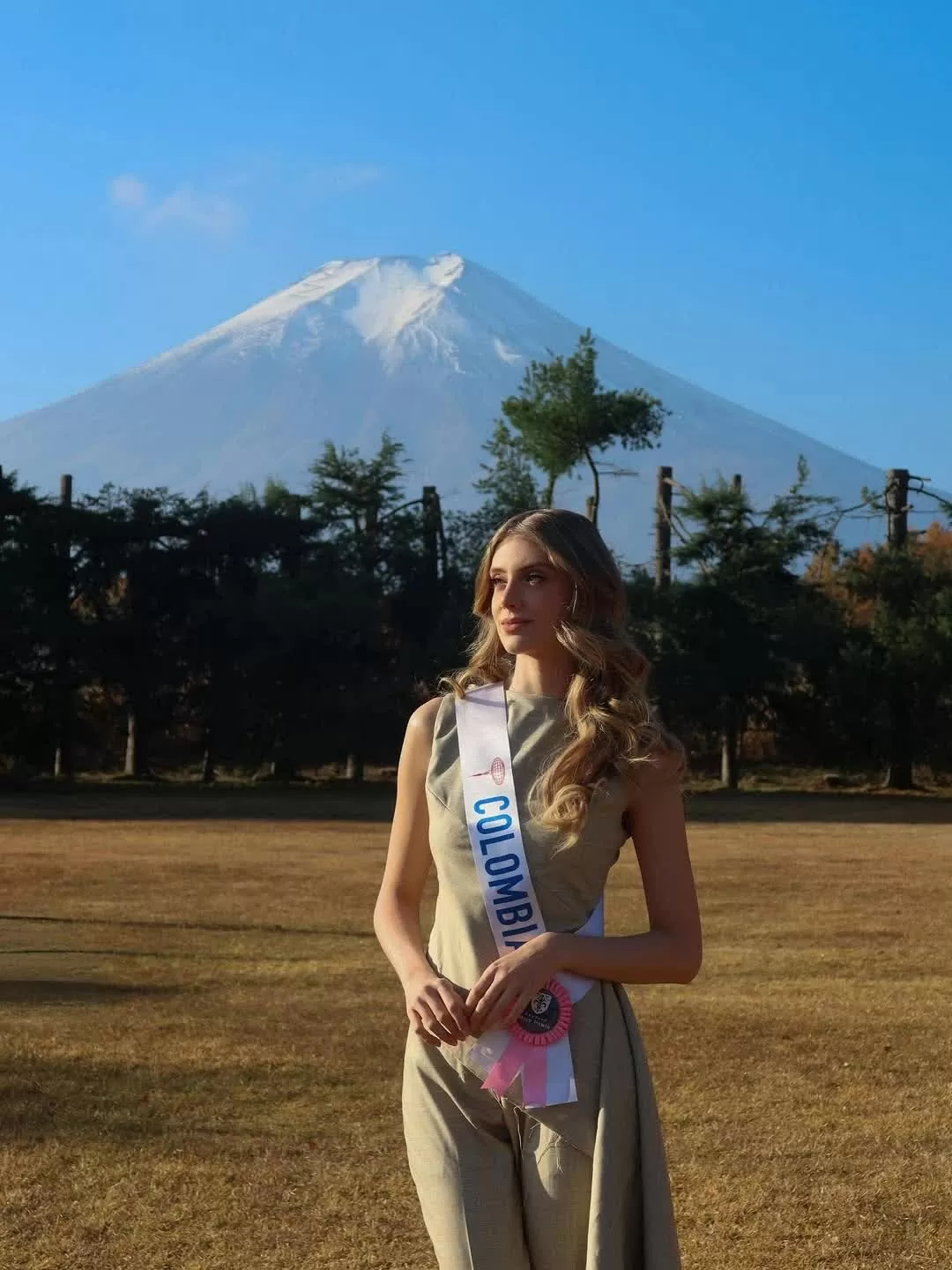 Ngắm sắc vóc gợi cảm của Miss International 2025