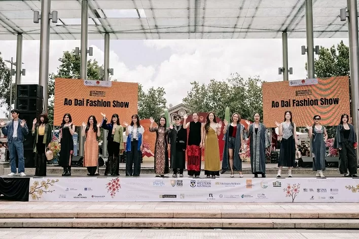 Tết Việt ở Tây Australia và những tấm lòng hướng về miền Trung Tết Việt giữa lòng Tây Australia và những tấm lòng hướng về miền Trung