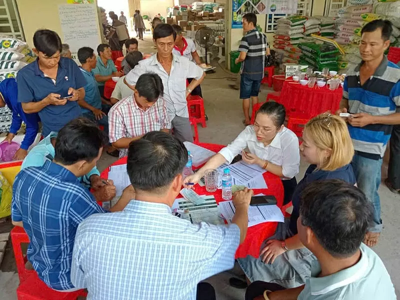 Tỷ lệ hộ nông dân tham gia BHNN tại Việt Nam còn rất thấp. Tỷ lệ hộ nông dân tham gia BHNN tại Việt Nam còn rất thấp.