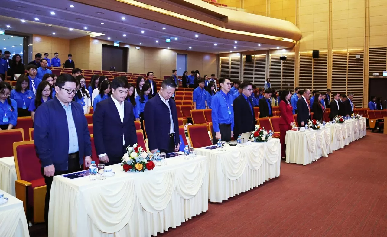 tưởng niệm các nạn nhân bị thiệt mạng do mưa lũ