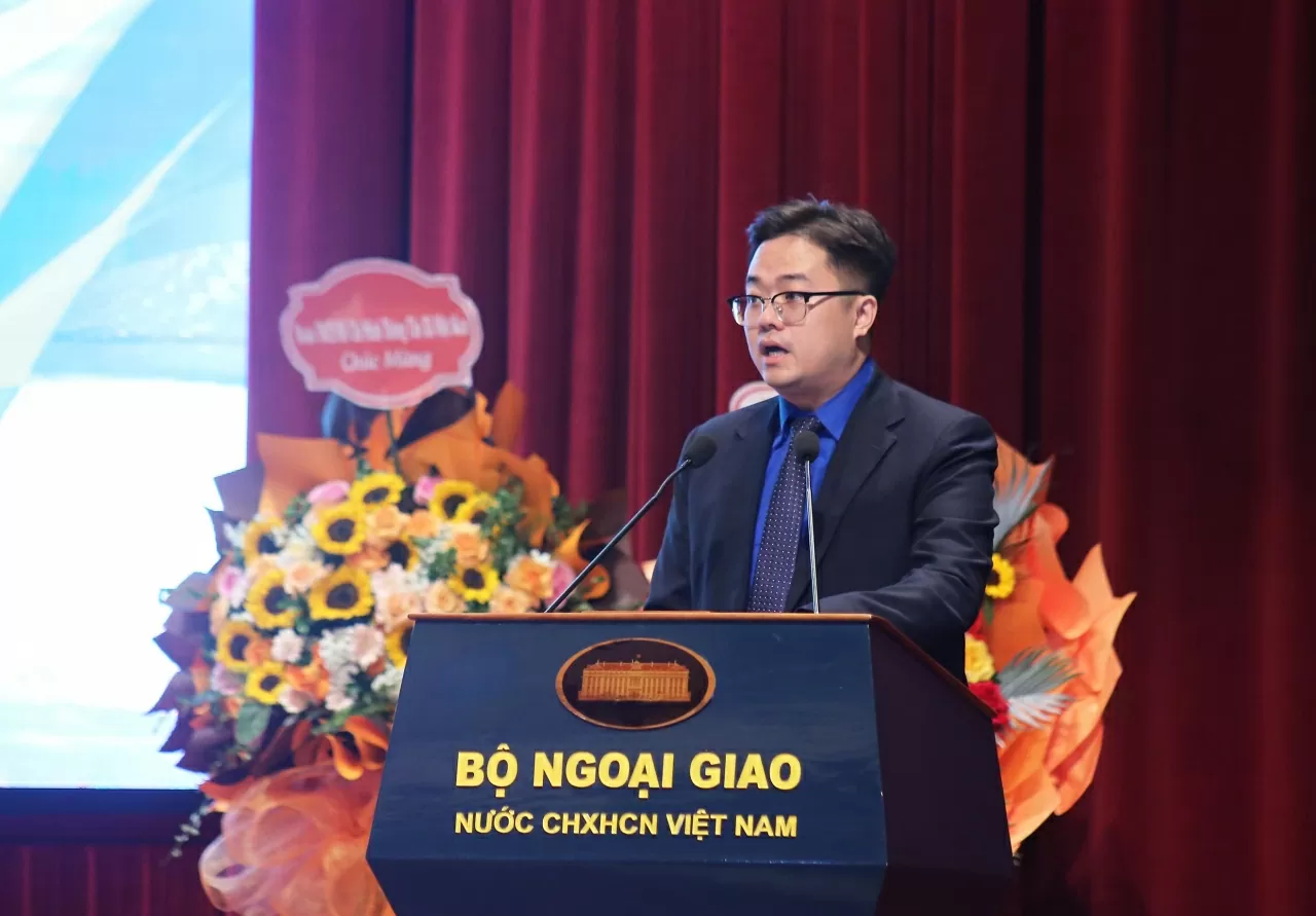 Phó Bí thư Đoàn Thanh niên Chính phủ Vũ Huy Hoàng phát biểu tại đại hội. (Ảnh: Thành Long)