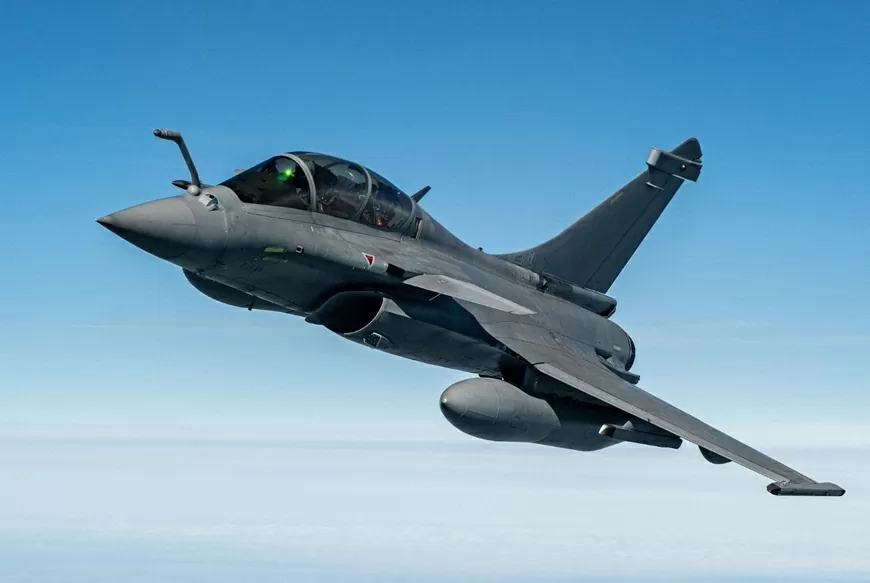 Tranh cãi xung quanh thương vụ 'khủng' mua máy bay Rafale giữa Ukraine và Pháp