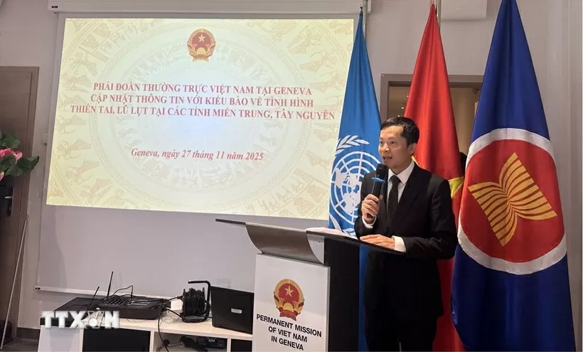 Cộng đồng người Việt tại Thụy Sĩ quyên góp ủng hộ đồng bào miền Trung-Tây Nguyên