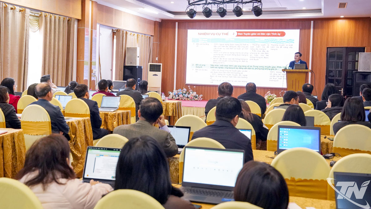 Thái Nguyên: Nâng cao năng lực ứng dụng chuyển đổi số trong thực hiện nhiệm vụ Quang cảnh Hội nghị tập huấn.