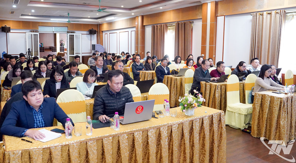 Thái Nguyên: Nâng cao năng lực ứng dụng chuyển đổi số trong thực hiện nhiệm vụ Các học viên tham dự Hội nghị tập huấn